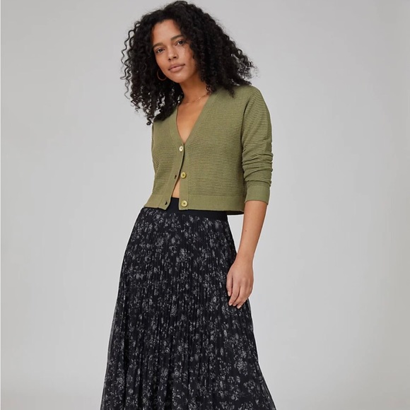 Light Cropped Cardigan in Sage Forset - Picture 3 of 5